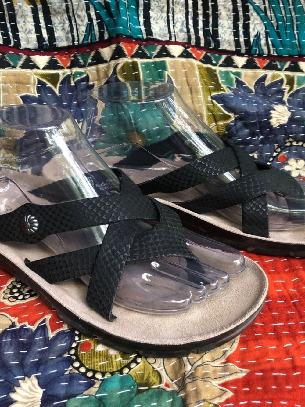Mountain Sole White Mountain Thong Sandal black  sz 10